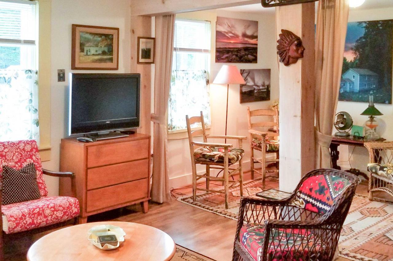 Rustic-Chic Cottage With Yard And Grill - Near Hiking! Northfield 외부 사진